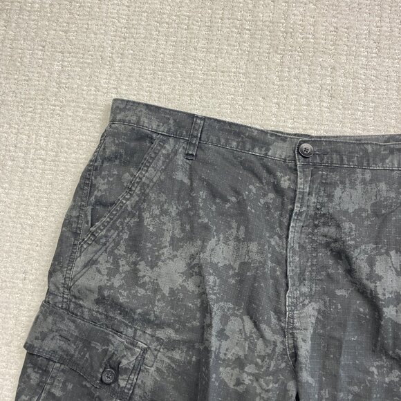 Calvin Klein Cargo Shorts Mens 38 Grey / Black Camo Camouflage Outdoor Y2K - Picture 2 of 14
